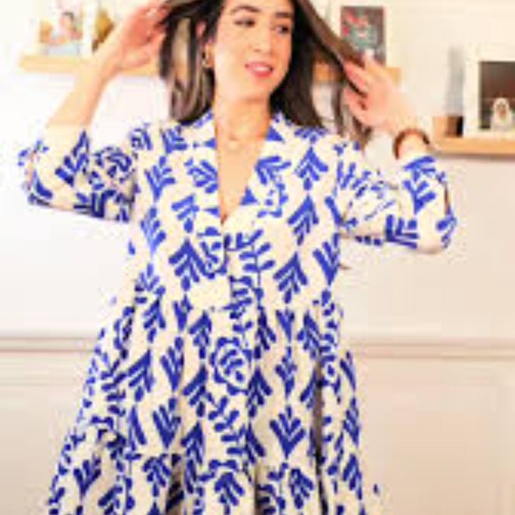 Zara Blue White Bold Print Tiered Swing Dress Sz M - Picture 11 of 11